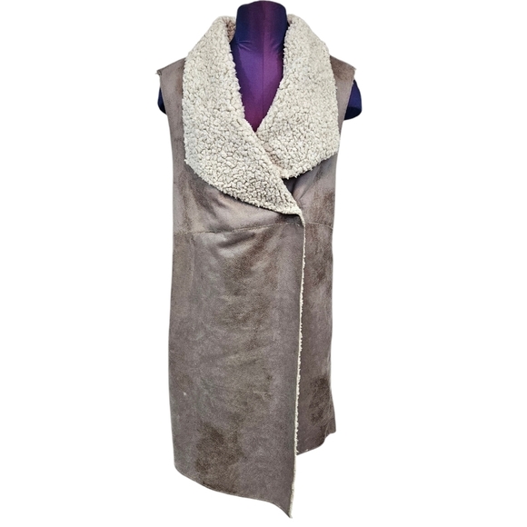 Dylan Gray Faux Suede Sherpa Lined Duster Vest Size Medium Women's - Picture 9 of 9